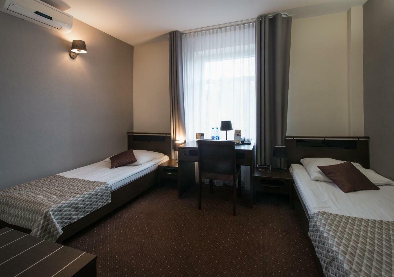 Hotel Capitol Biała Podlaska Eksteriør bilde